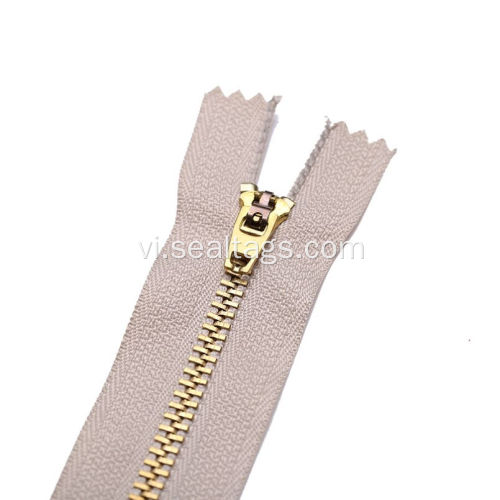 Các loại bọc kim loại của ứng dụng Zipper